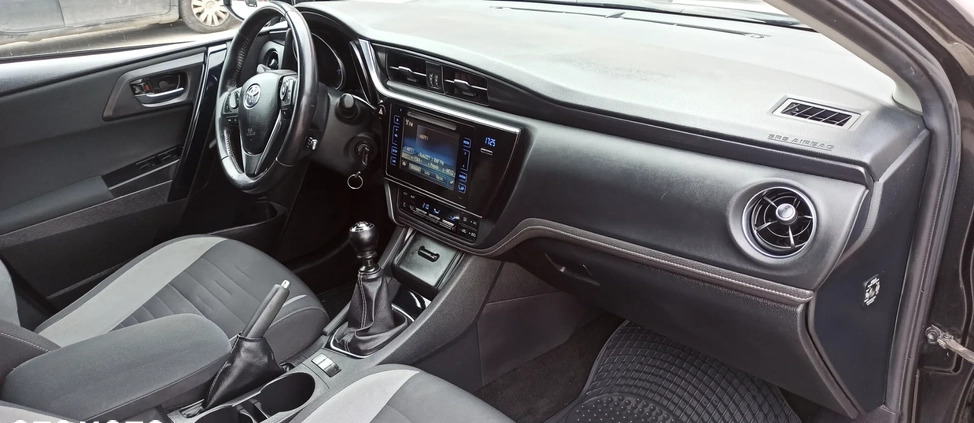 Toyota Auris cena 49000 przebieg: 192475, rok produkcji 2015 z Oleśnica małe 106